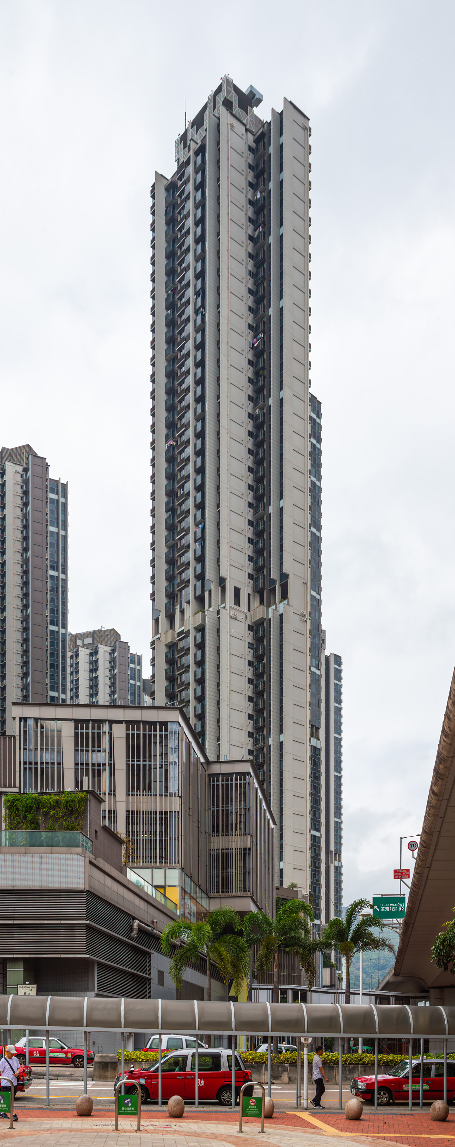 Ocean Pride Tower 10, Hong Kong - View from the southeast. © Mathias Beinling